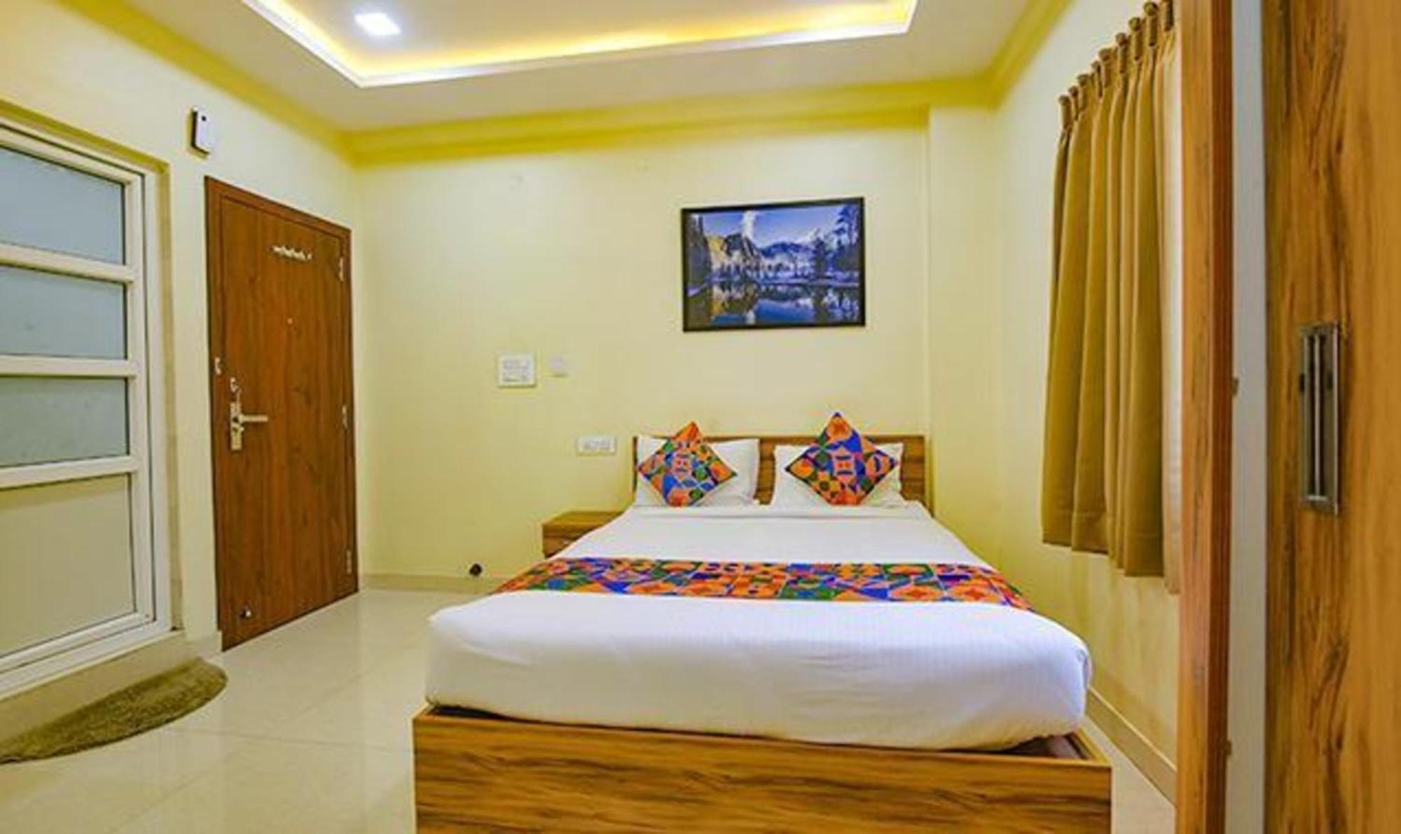 FabHotel Purple Suites Inn Bangalore Exterior foto