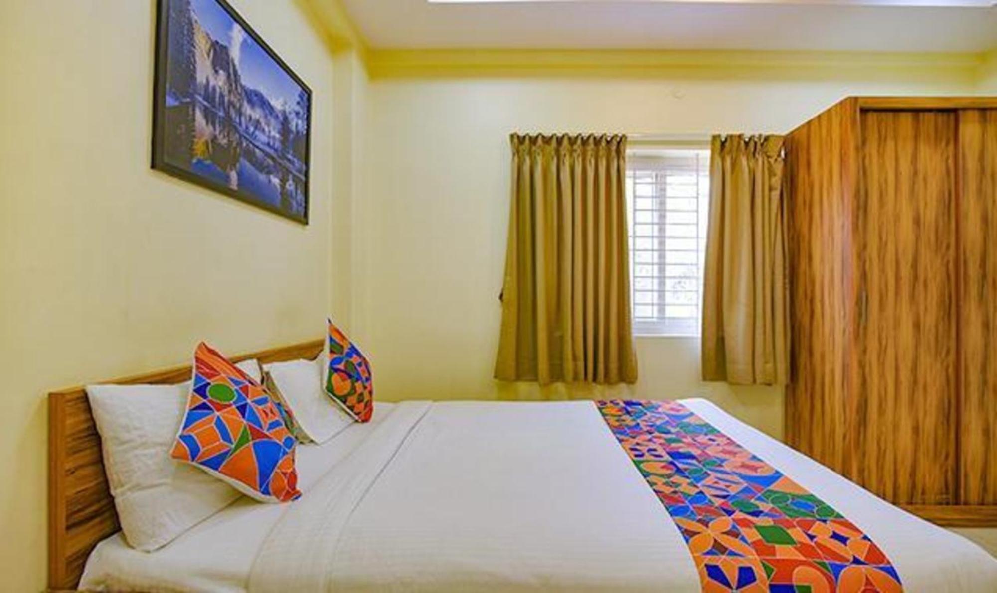 FabHotel Purple Suites Inn Bangalore Exterior foto